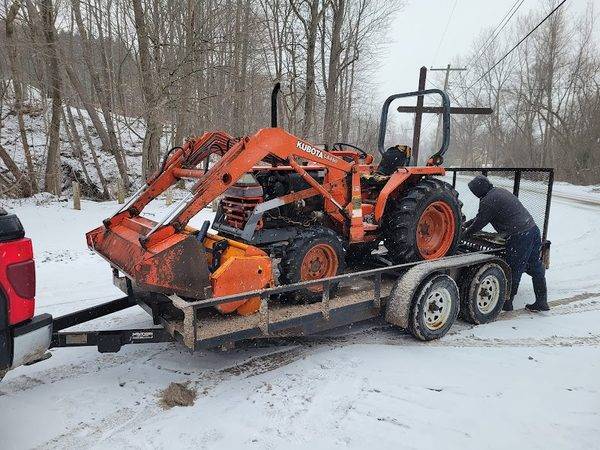 Syracuse Trailer & Moving, LLC